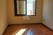 Excelente apartamento de 2 dormitórios na frente do Beira Rio