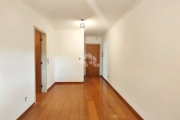 Apartamento com 1 dormitório, sol da manhã, possui elevador