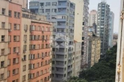 Apartamento com 1 dormitório, 1 vaga de garagem - Centro Histórico, Porto Alegre RS.