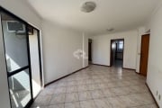 APARTAMENTO DE 3 QUARTOS SENDO 1 SUÍTE COM VISTA PARCIAL PARA O MAR NO CENTRO DE FLORIANÓPOLIS/SC