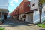 Casa em condomínio de 3 quartos com 2 garagens no bairro Tristeza