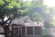 Apartamento de 2 quartos no  bairro São João/Higienópolis próximo a Assis Brasil, Dom Pedro II, Sogipa e Bourbon