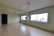 Apartamento 3 dormitórios, suíte, elevador, no bairro Santana, em Porto Alegre. Aceita financiamento e FGTS.