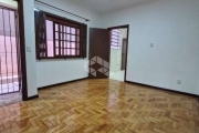 Apartamento 2 dormitórios no bairro São João em Porto Alegre!