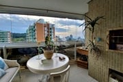 APARTAMENTO DUPLEX COM QUATRO QUARTOS NO BAIRRO TRINDADE EM FLORIANÓPOLIS/SC