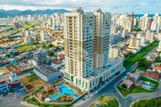 Apartamento com 3 dormitórios sendo 2 suítes e 2 vagas de garagem na Meia Praia.