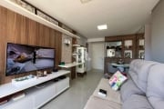 Apartamento de 2 dormitórios com vaga, mobiliado,  no bairro Menino Deus.