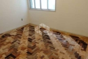 Apartamento com dois dormitórios, pronto para morar.