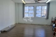 Apartamento com 1 dormitório no centro