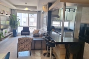 Belíssimo apartamento de 03 dor, andar alto, visto para o rio e junto à orla.