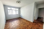 Apartamento de 02 dormitórios entre os bairros Menino Deus e Medianeira.