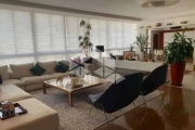 Apartamento à venda na Santa Cecilia, 277m², 4 quartos sendo 3 suítes com 3 vagas na Santa Cecilia