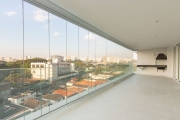 Apartamento no Ibirapuera de 233m² com 03 suítes, living, varanda Gourmet e 04 vagas de garagem