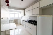 Apartamento 02 dormitórios,  com lareira, churrasqueira, com 75,00m2 privativos e garagem. Ao lado ESPM.