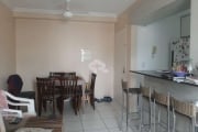 Apartamento 3 dormitorios com Suite e vaga coberta  escriturada.