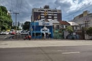 Terreno  com Casa em Avenida de Grande Fluxo bairro Rio Branco / Porto Alegre