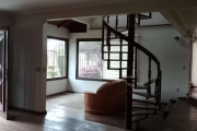 Crédito Real Av. Do forte vende!  Casa com 4 dormitórios sendo 1 suíte com hidro massagem.