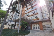 Apartamento com 289m2 + Loft de 18m2, 3 dorms, 2 suítes, e 2 vagas em Higienópolis.