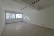 Sala comercial no Partenon em andar alto com uma vaga escriturada, 34 m².