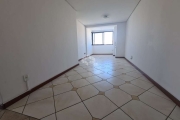 Excelente Apartamento com 3 dormitórios, suíte, 77,80 m2 privativos, 1 vaga no Bairro São João