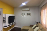 Apartamento 2 dormitórios semimobiliado com 71m² na Av.Prof. Oscar Pereira.