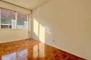 Apartamento 2 dormitórios, 2 banheiros, Vila Ipiranga, Porto Alegre.