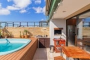 Cobertura reformada com piscina e vista panorâmica!