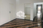 Apartamento 3 dormitórios/Quartos . Sacada sala e Quarto. 86 m² no bairro Floresta, Porto Alegre, RS