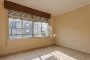 Crédito Real vende apartamento 2 dormitórios, 73,64m² a.útil, reformado bairro São Geraldo.