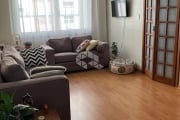 Apartamento de 2 dormitórios no Bairro Petrópolis