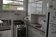 Apartamento com 2 dormitórios, 100% mobiliado, próximo da Orla do Guaíba e Beira-Rio - Pronto para uso