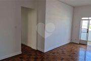 Apartamento a venda em Moema - SP