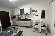 Apartamento na Mooca, Rua Cuiabá - Reformado , 2 dormitórios, sem vaga, quadra e playground.