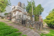 Casa com 5 quartos à venda na Rua Doutor Lauro de Oliveira, 10, Rio Branco, Porto Alegre