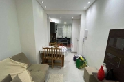 Apartamento com 2 dormitórios à venda, 60 m² por R$ 312.000,00 - Centro - São Vicente/SP