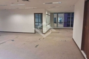 Sala Comercial 230m² na Praia de Botafogo com Ar Central e 3 Vagas