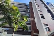 Apartamento com 2 quartos sendo1 suíte frente mar, à venda no edifício Londrina em Balneário Camboriú