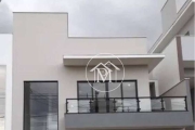 Casa com 3 dormitórios à venda, 160 m² por R$ 980.000,00 - Vila Jardini - Sorocaba/SP