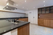 Apartamento tipo para venda com 3 quartos, sendo 1 suíte, 220m²