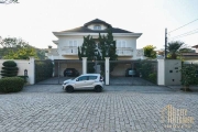 Casa de vila para venda com 4 quartos, sendo 4 suítes, 450m²