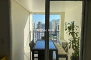 Apartamento com 2 dormitórios e 2 banheiros em Pinheiros à venda, 60 m² com varanda e vaga