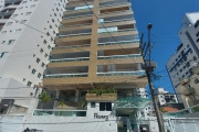 Excelente apartamento, bem localizado, perto da praia