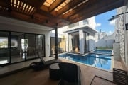 Casa com piscina disponível para venda e locação em condomínio em Taubaté.
