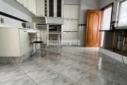 Apartamento com 3 quartos, 195 m²