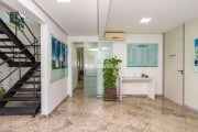 Sala comercial duplex de 350m² com terraço privativo no miolo do Itaim Bibi