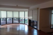 Apartamento com 4 Quartos e 3 banheiros à Venda, 219 m²