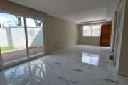 Sobrado com 4 dorm e amplo terraço à venda, 275 m² por R$ 1.500.000 - Bacacheri - Curitiba/PR