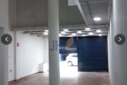 Salão comercial /loja com 223 m² no Centro da Lapa, para locação