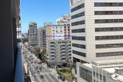 Conjunto Comercial 38m² e 01 banheiro.  Condomínio com portaria e recepção.  Excelente localização, entre as Ruas Tutóia, Manuel da Nobrega