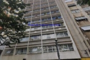 Apartamento Studio MOBILIADO 26m², 01 dormitório e 01 banheiro.  Condomínio com portaria.  Excelente localização á 7 minutos andando para a estação